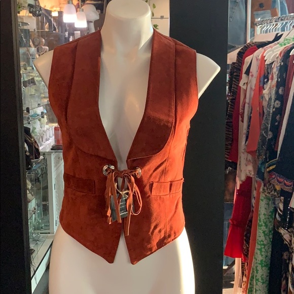 Jackets & Blazers - vintage leather vest
